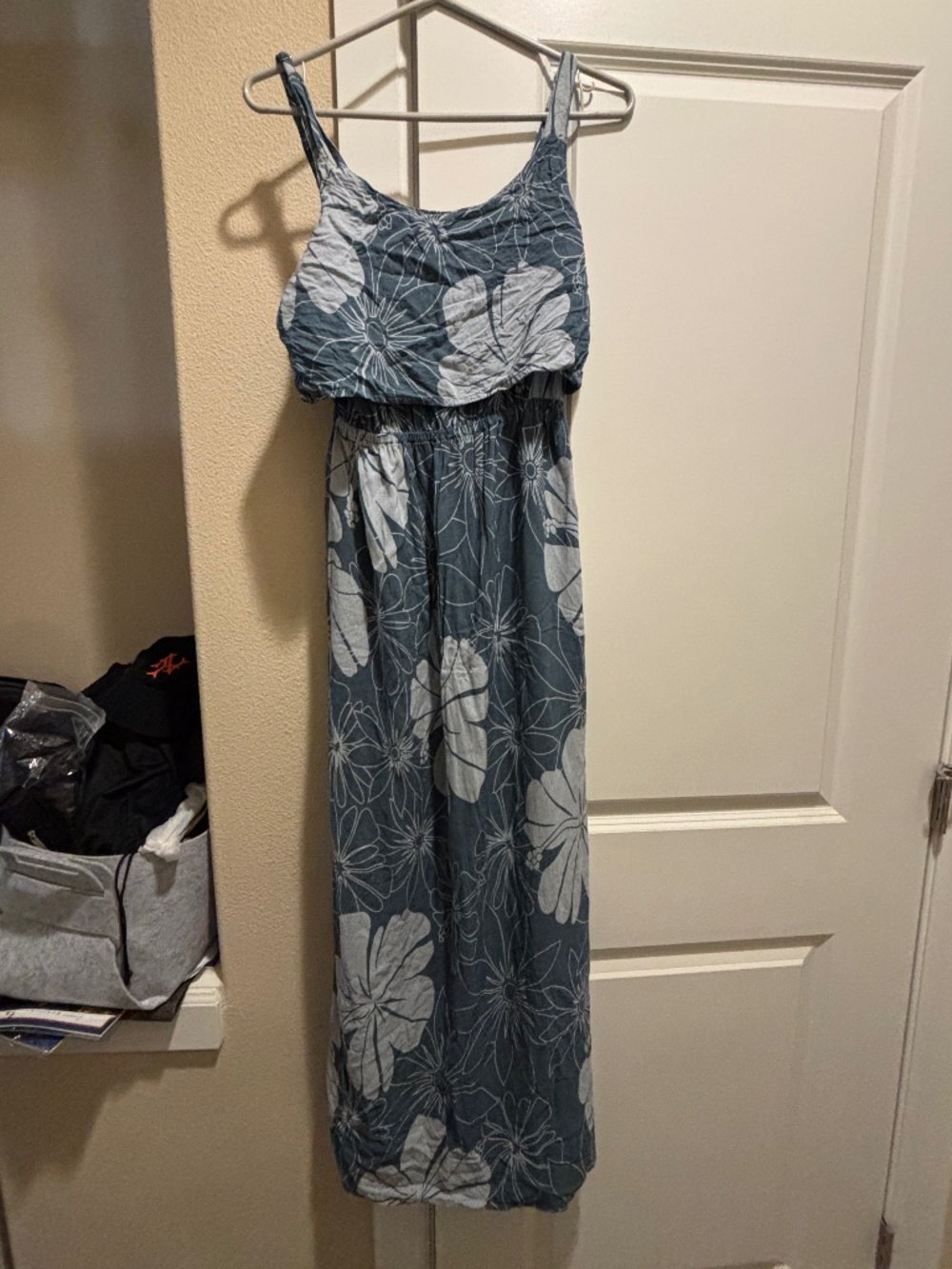 Excellent Condition Worn Twice Hawaiian Maxi Dress